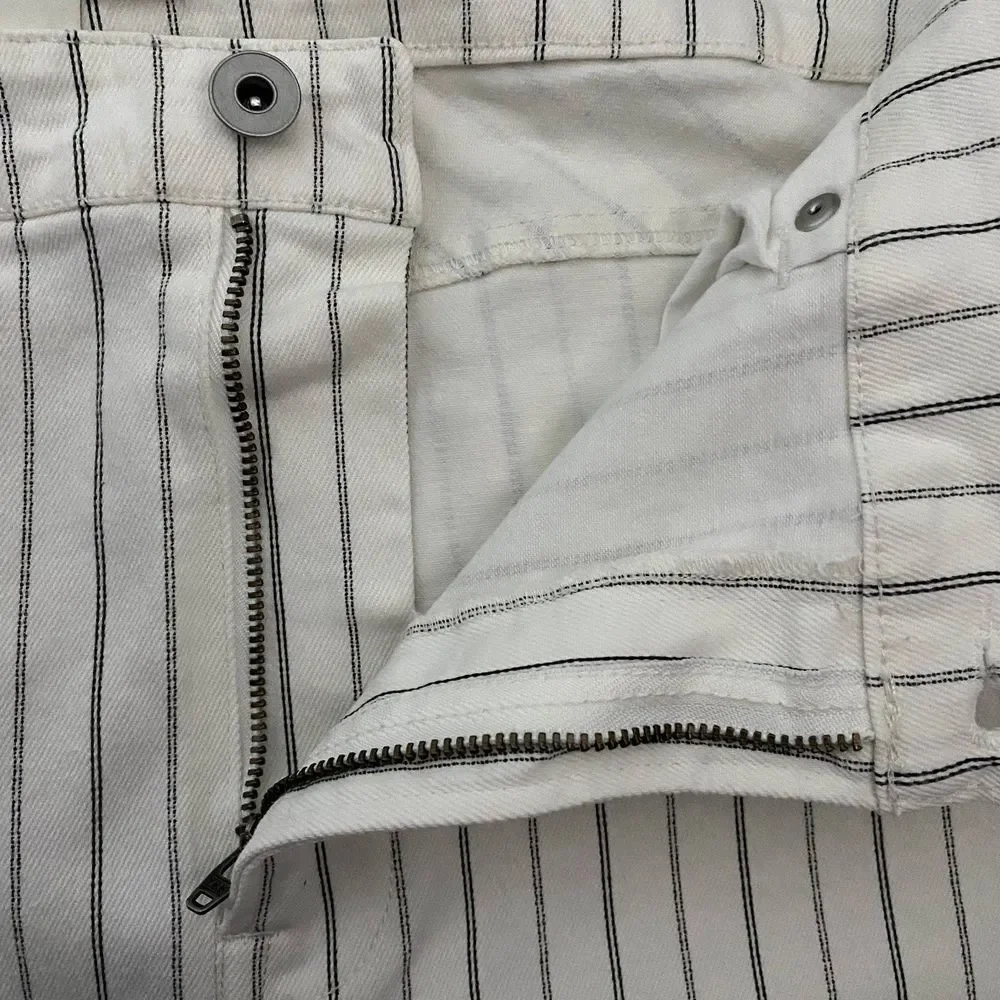 Chelsea & Violet Flare Leg Bell Bottom Jeans White Striped Size 31 Waist - Picture 6 of 9